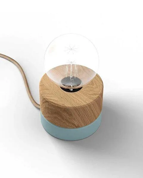 ALMUT von Wildheim ALMUT von Wildheim Tischlampe Eichenholz, Pastellblau, – Produktbild 1 von 3