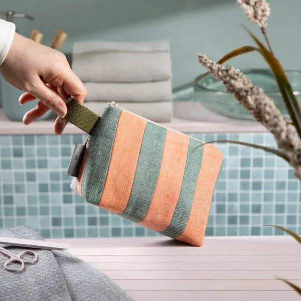 nahtur-design nahtur-design Kosmetiktasche aus 100% Leinen | Kleine Leinentasche, No_13 (blau), – Produktbild 1 von 3