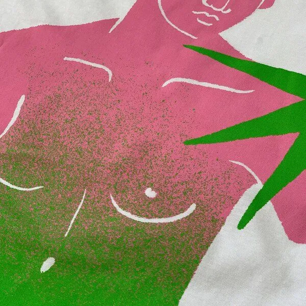 hey hey studios hey hey studios Herren T-Shirt „Rosa Kammermeier“ Siebdruck aus Bio-Baumwolle, Weiß, – Produktbild 3 von 4