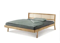 OTTO home Massivholzbett Hällevik, Kopfteil höhenverstellbar, Eiche massiv, mit Wiener Geflecht (mehrere Breiten), skandinavischer Stil, Made in EU, FSC®-zertifiziert, sehr stabil – Produktbild 1 von 1