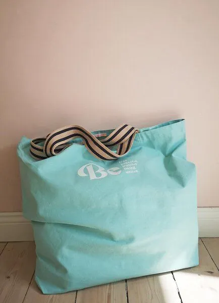SPARKLES OF LIGHT SPARKLES OF LIGHT BE UNITED Bag | grosse Tasche, Grün, – Produktbild 1 von 2