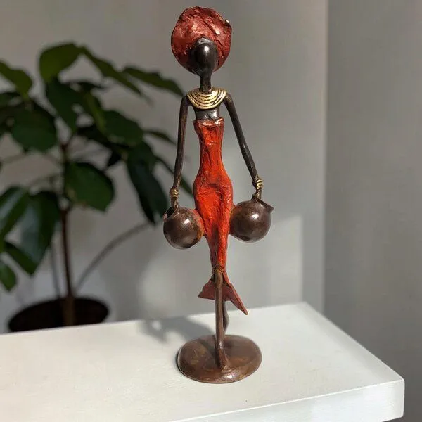 Moogoo Creative Africa Moogoo Creative Africa Bronze-Skulptur "Frau mit zwei Amphoren" by Soré | verschiedene Farben und Größen, Rot, – Produktbild 4 von 4