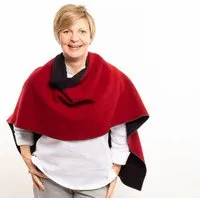 nahtur design nahtur-design Schulterwärmer und Kuschelponcho aus Flauschloden – Produktbild 1 von 1
