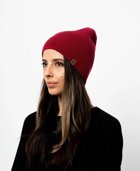 Kopyto Kopyto DEER - Mütze 100% RWS Merinowolle Mulesingfrei, leichte Beanie ohne Umschlag, Unisex, Magenta, – Produktbild 1 von 3