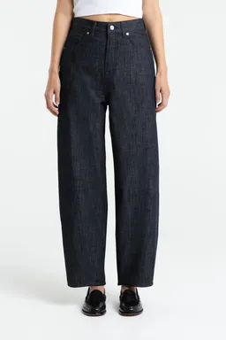 Kings Of Indigo Kings of Indigo Damen vegan Jeans Leila Dunkelblau – Produktbild 1 von 1
