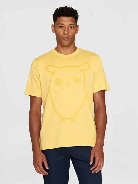 KnowledgeCotton Apparel KnowledgeCotton Apparel T-Shirt ALDER Basic Tee mit Eulenprint, Gelb (misted yellow), – Produktbild 1 von 4