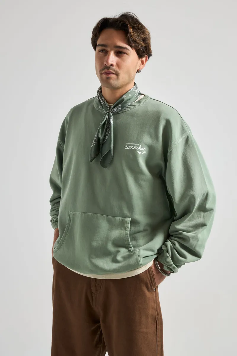 Trendsplant Trendsplant Herren vegan Pullover The Garage Hecke Grün, Hellgrün, – Produktbild 2 von 2