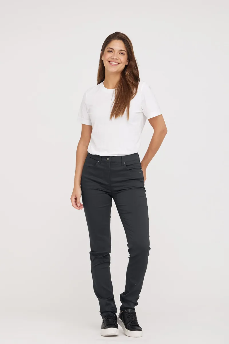 LAURIE LAURIE Damen vegan Hose Laura Slim Medium Length Anthrazit, Schwarz, – Produktbild 2 von 2