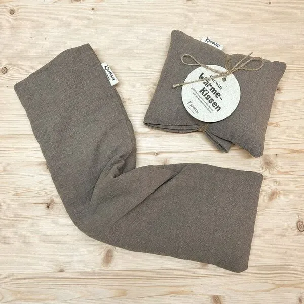Kumanu - von Natur aus gut Kumanu - von Natur aus gut Wärmekissen mit Bio-Getreide 50x15cm, Taupe - 100% ramie, – Produktbild 1 von 4