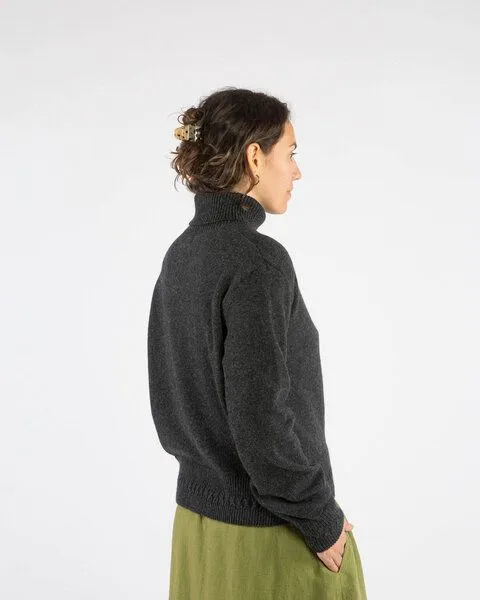 MATONA Matona Rollkragenpullover für Frauen mit Bio-Baumwolle und Lammwolle / Turtleneck Pullover, Charcoal, – Produktbild 2 von 4