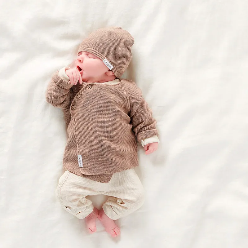 Noppies Newborn Mütze Rosita, Beige, – Produktbild 3 von 3