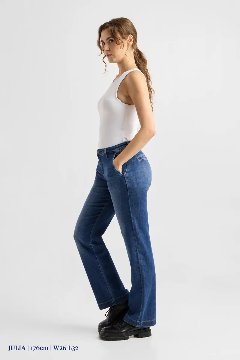 DAWN Dawn Damen vegan Jeans Cosma Flared Chino Vintage Blau, Blau, – Produktbild 1 von 2