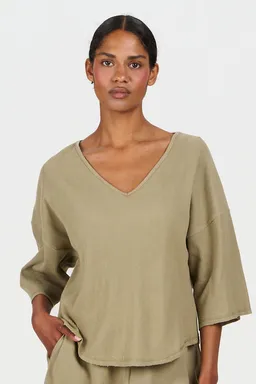 KOMODO Dreiviertelarm V-Neck T-Shirt Modell: Ida – Produktbild 1 von 1