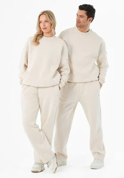 ORGANICATION ORGANICATION SAYLORR | Essentials Travel Unisex Sweatshirt aus Bio-Baumwolle und recyceltem Polyester, Off white, – Produktbild 1 von 4