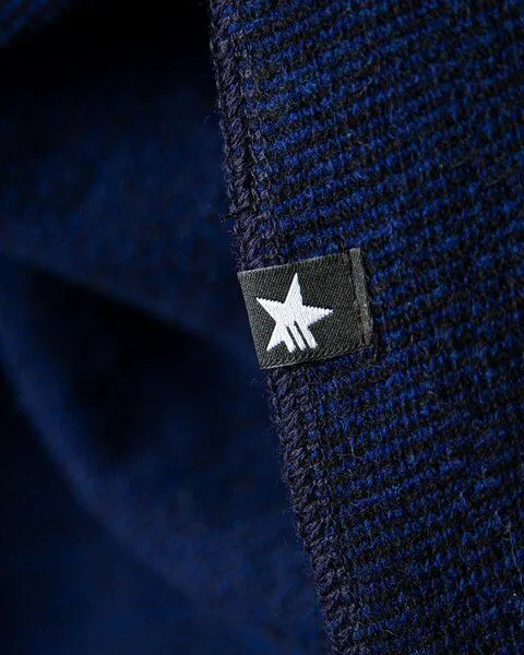 Esperando Esperando Maya Triangle Schal, Navy, – Produktbild 3 von 3