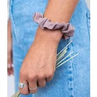 obumi obumi Haargummi - Scrunchie aus Leinen in vielen Farben, Woodrose, – Produktbild 1 von 1