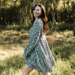 NORDLICHT NORDLICHT Kleid Ami mit Blumenmuster aus 100% Ecovero – Produktbild 1 von 1