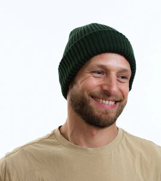 Gary Mash GARY MASH Mütze Roland aus breitem Rippstrick, Waldgrün, – Produktbild 2 von 4