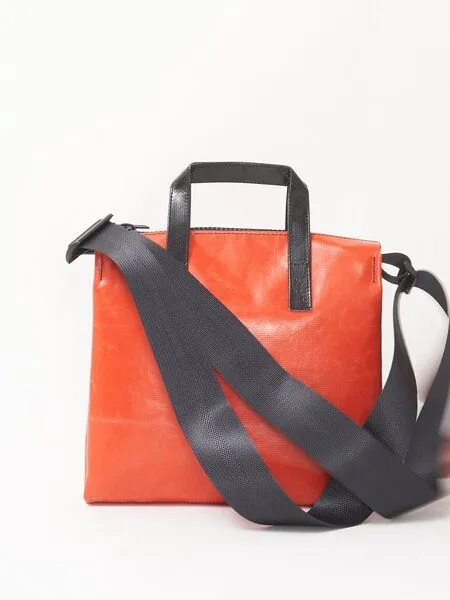 Freitag Freitag F274 RUBY - red (000004509135) – Produktbild 2 von 2