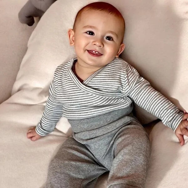 OrganicEra Baby-Hose mit Gummiband 'OrganicEra' aus Bio-Baumwolle, Grau, – Produktbild 2 von 4