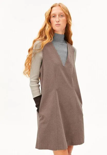 ARMEDANGELS ARMEDANGELS HERRINGBONE PINAAFO Damen Kleid aus Bio-Baumwoll Mix, Claystone-soft nougat, – Produktbild 1 von 4
