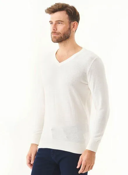 ORGANICATION ORGANICATION Pullover aus Bio-Baumwolle mit V-Ausschnitt, Off white, – Produktbild 3 von 3
