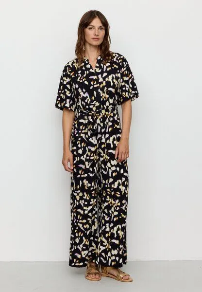 recolution Damen Jumpsuit aus LENZING ECOVERO Viskose - CASSIA BLURRY - recolution, Black (schwarz), – Produktbild 4 von 7