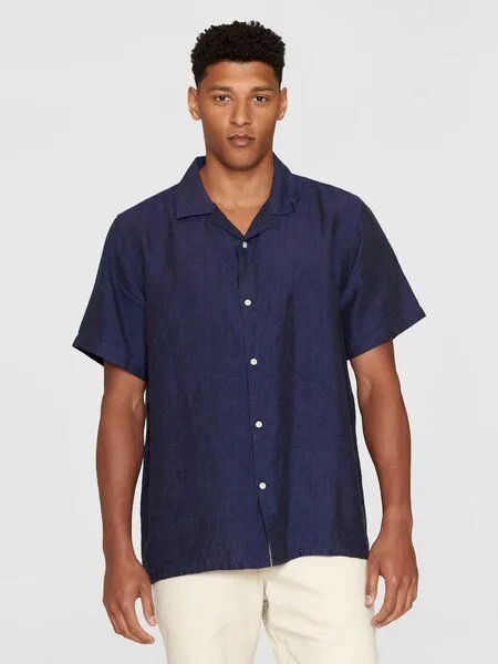 KnowledgeCotton Apparel KnowledgeCotton Apparel Leinenhemd Box Fit - Short Sleeve - aus Bio-Leinen, Dunkelblau (yarndyed), – Produktbild 1 von 4
