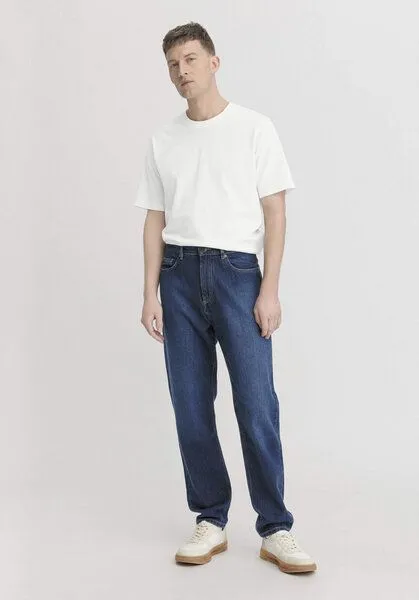 hessnatur hessnatur Jeans MADS Relaxed Tapered aus reinem Bio-Denim, Medium blue, – Produktbild 1 von 4