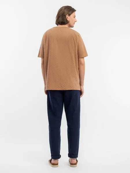 Rotholz Rotholz Basic T-Shirt mit Rundhalsausschnitt - Tonal Check T-Shirt - aus Bio-Baumwolle, Caramel brown (braun), – Produktbild 2 von 4