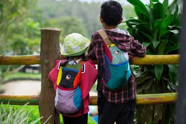 Ticket to the Moon Ticket to the Moon ultraleichter Mini Rucksack/Kinder Rucksack 6L, Exotic ocean/flieder, – Produktbild 3 von 3