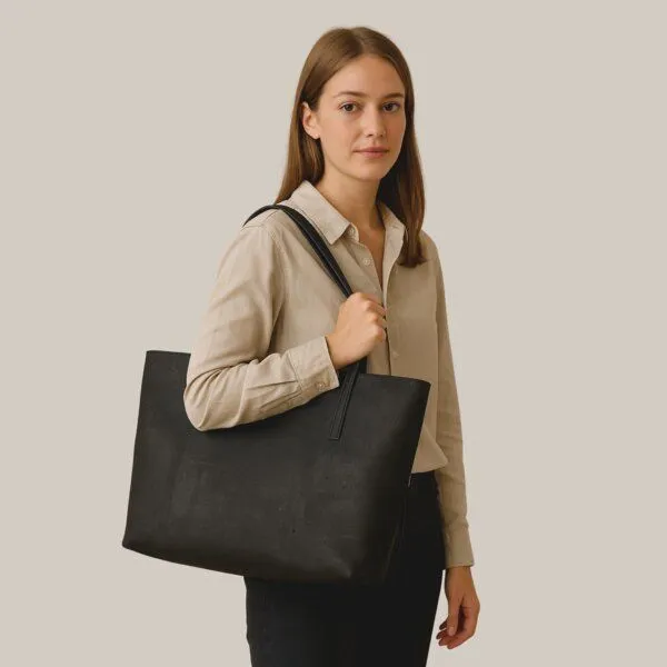 MATES OF NATURE Mates of Nature Noir Tote Bag Korkhandtasche, Schwarz, – Produktbild 1 von 4