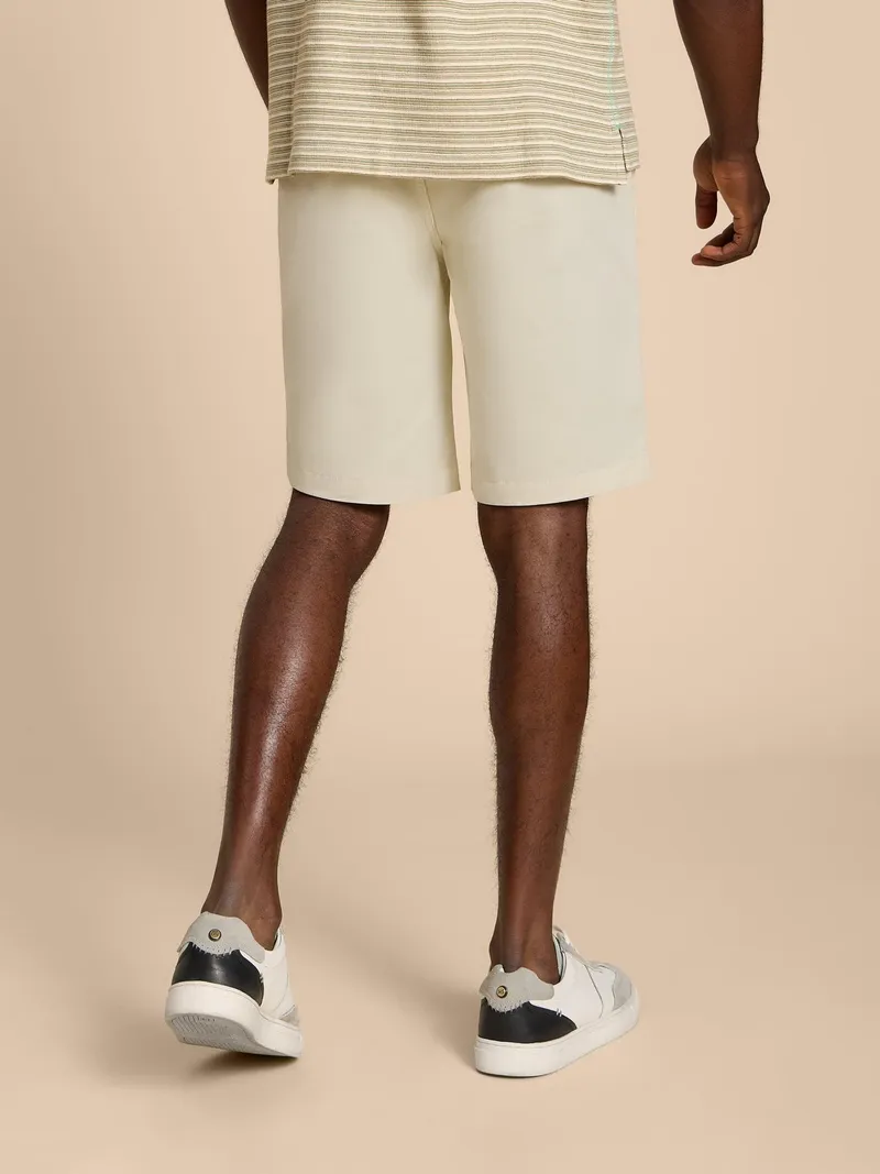 White Stuff Chino-Shorts aus Bio-Baumwolle - 32/R, Weiß, – Produktbild 4 von 4