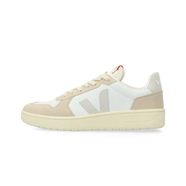 Veja Veja Sneaker Unisex - V-82 Grained Leather, Extra white/natural/almond(natur), – Produktbild 1 von 4