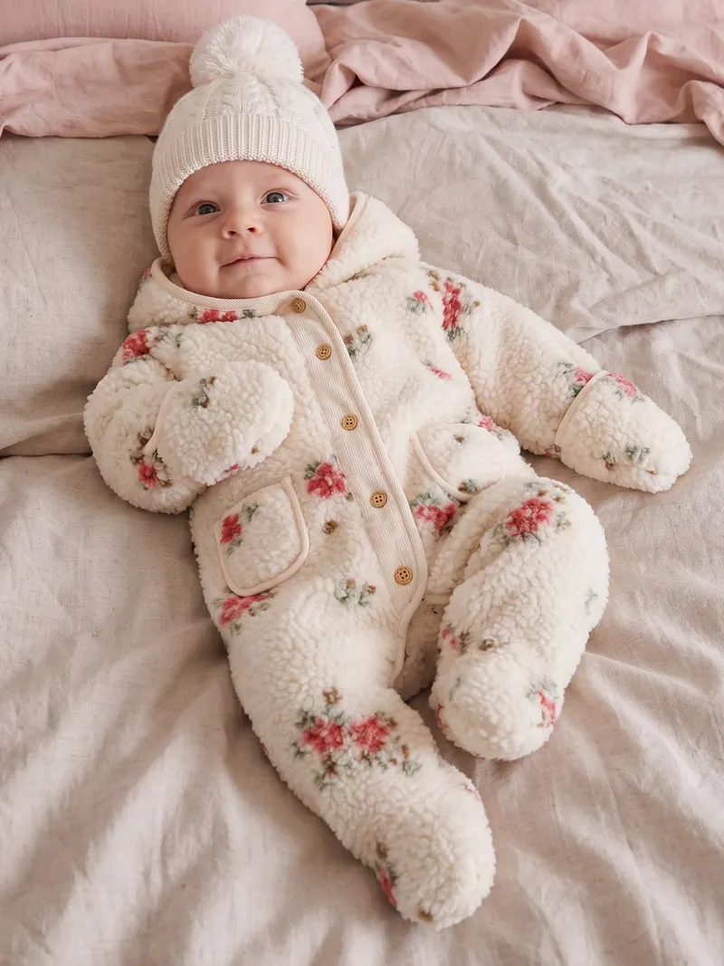 Vertbaudet Vertbaudet Baby Winteroverall mit Kapuze und Blumenprint, Vanille, – Produktbild 1 von 4