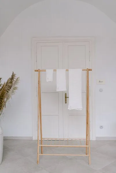 gust. gust. Waffelhandtuch - Badetuch aus Leinen und Bio-Baumwolle – Bath towel - 70x140 cm, White (weiß), – Produktbild 3 von 4