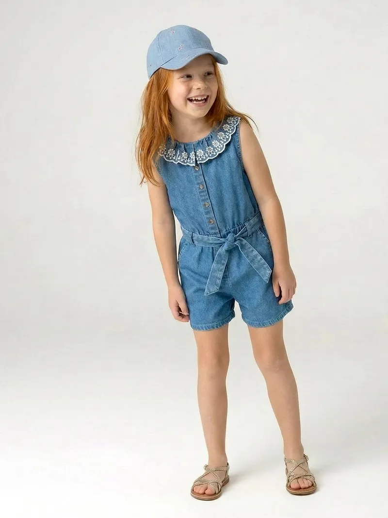 Vertbaudet Kurzoverall Denim bestickter Kragen Mädchen, Blue stone, – Produktbild 1 von 4
