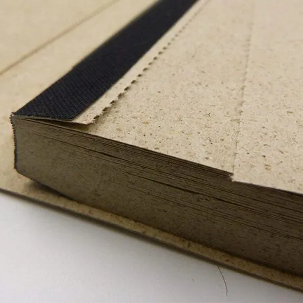 matabooks® matabooks® Nachhaltiges A5 Notizbuch/Schreibblock aus Graspapier – Swiss Brochure, Luna, – Produktbild 4 von 5