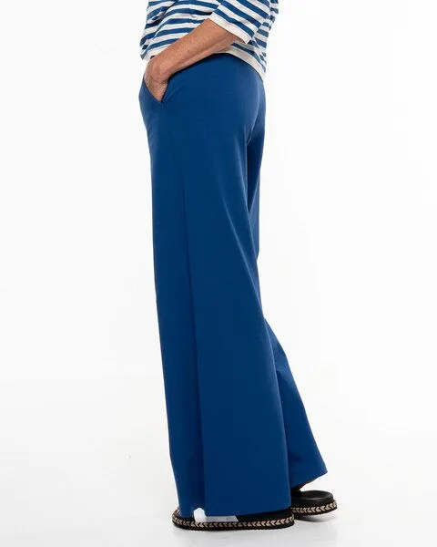 Alma & Lovis Alma & Lovis Lässige Marlenehose aus Organic Cotton | Jersey Marlene, Azur (blau), – Produktbild 3 von 4
