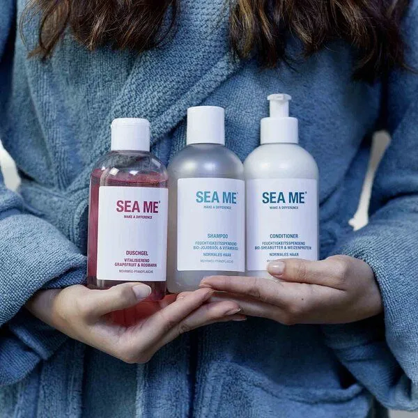 SEA ME SEA ME Duschserie | Duschgel, Shampoo und Conditioner | Duft Grapefruit & Rosmarin | vegan | 3xMehrwegflasche 300 ml – Produktbild 2 von 4