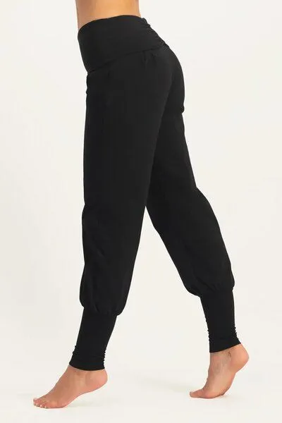 Urban Goddess Urban Goddess Weite Yoga Hose Devi, Onyx black (schwarz), – Produktbild 3 von 4