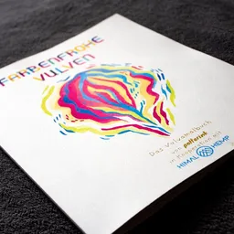 Himal Hemp Himal Hemp Malbuch Farbenfrohe Vulven | Recyclingpapier | vegane Farben – Produktbild 1 von 1