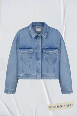 DAWN Dawn Damen vegan Denim Jacket Boxy Amara Art On Broken Pieces Hellblau – Produktbild 1 von 1