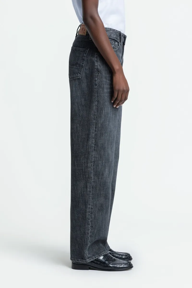 Kings Of Indigo Kings of Indigo Damen vegan Jeans Joan Washed Ceky Black, Schwarz, – Produktbild 1 von 2