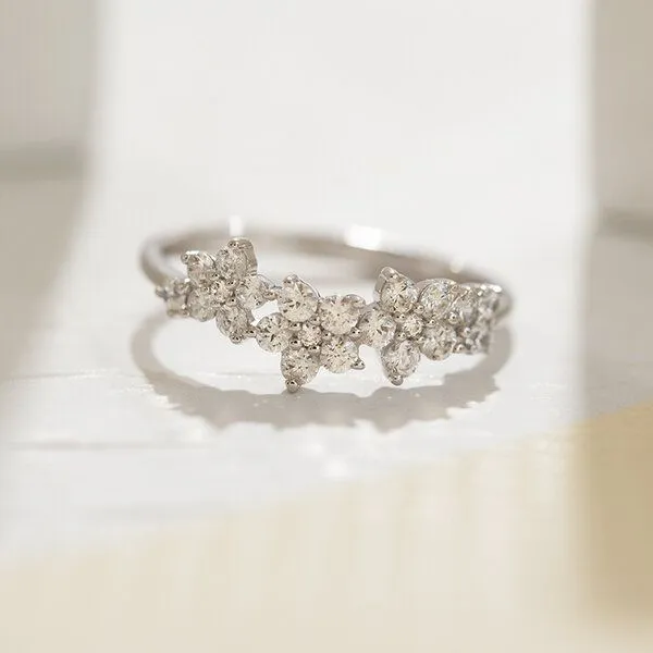 Eppi Eppi Ring mit Blumen aus Lab Grown Diamanten Juliet, Weiss, – Produktbild 1 von 3