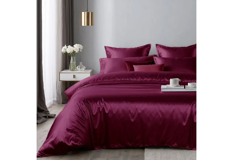 Cozyor Bettwäsche Satin glänzend 135x200, 155x200, 155x220, 200x200cm mit Reißverschluss, Satin, bordeaux Berry, 2 teilig, Edel und hochwertig, Rot, – Produktbild 5 von 5