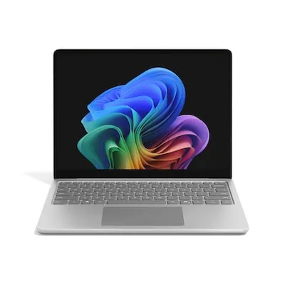 Microsoft Microsoft Surface Laptop Copilot+ PC for Business - 13-inch - Snapdragon X Plus X1P-42-100 / 3.2 GHz - Win 11 Pro - Qualcomm Adreno - 16 GB RAM - 256 GB SSD - 33 cm (13") – Produktbild 1 von 1