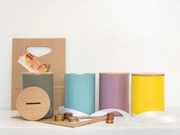 werkvoll by Lena Peter werkvoll by Lena Peter Recycling Feuerlöscher Spardose FIRE, Red, – Produktbild 4 von 6