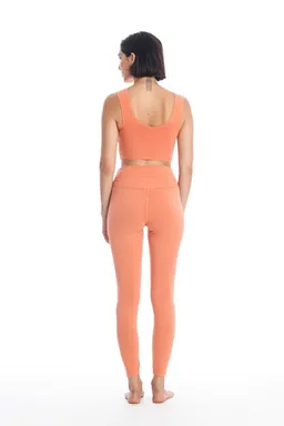 RAVENS VIEW IBIZA RAVENS VIEW IBIZA Damen vegan Yoga Top Aprikose – Produktbild 1 von 1