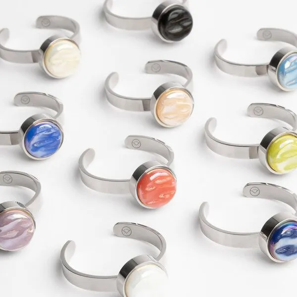 ALEXASCHA ALEXASCHA Größenverstellbarer Ring mit Stein, Lavendel, – Produktbild 4 von 4